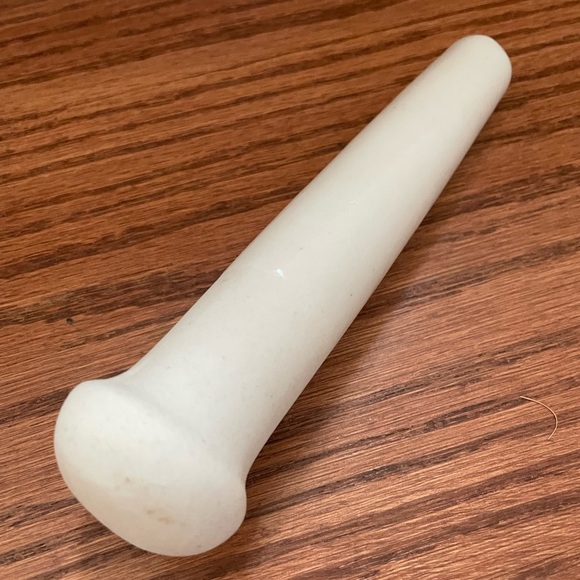 ✨ HOST PICK ✨ ROC White Pestle and Mortar Glass Apothecary Skincare Herbs - Picture 3 of 5